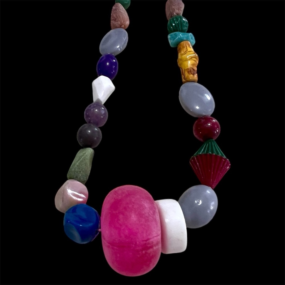 Vintage boho Colorful Beaded Necklace Large Pink Center Bead - Picture 2 of 6
